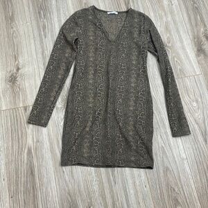 Zara snake print v neck shirt dress size Medium